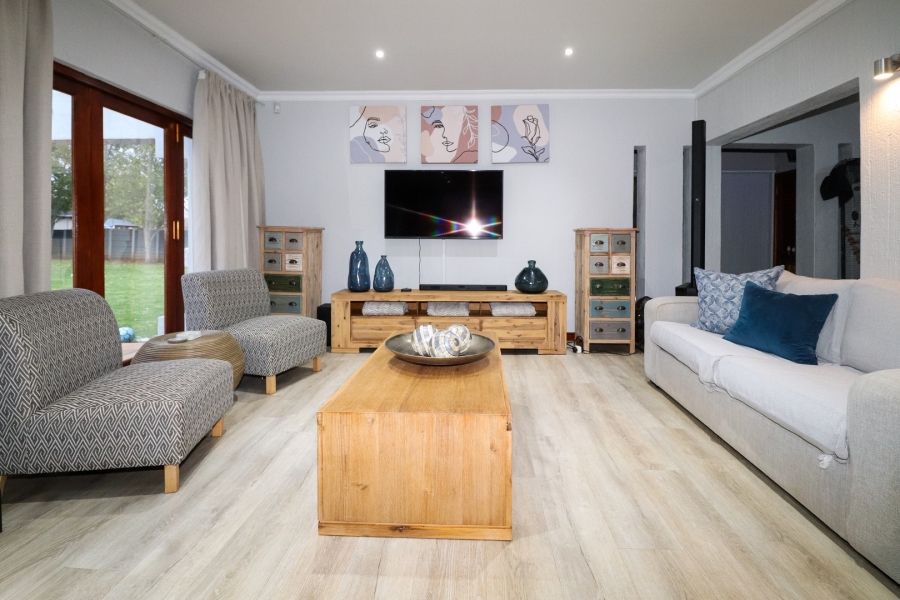 3 Bedroom Property for Sale in Flamwood North West